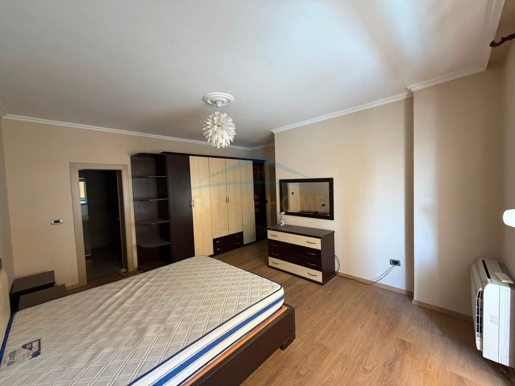 In vendita, Appartamento 3+1+2+Posto Auto, Ex Esposizione, Tirana