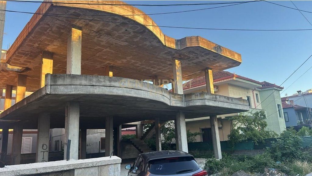 2-story building for sale at Ish Keneta, Durrës - 165000€ !