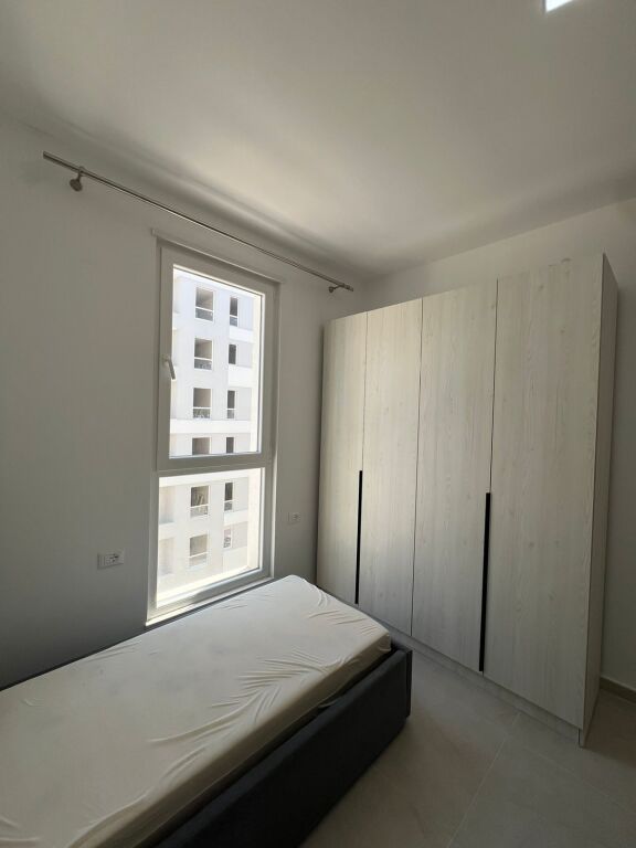 shitet apartament 2+1 i mobiluar tek univers city