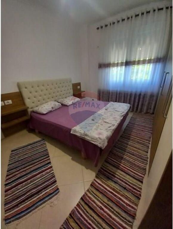 Apartment - For Rent - Linzë, Tirana