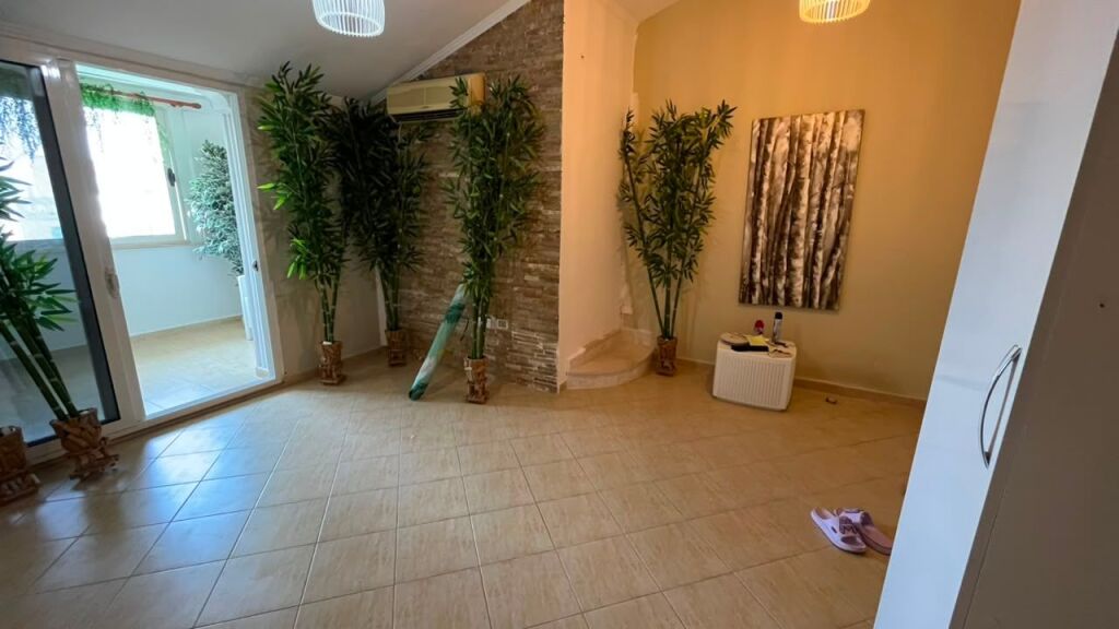 🏡 Apartment 1+1 for sale in Mali i Robit, Golem – Kaltersia Complex