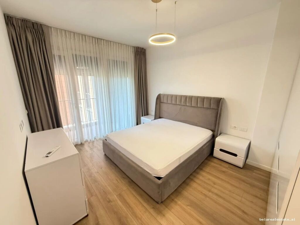 Apartament Me Qera 2+1 Tek Komuna e Parisit ( ID B2201966) Tirane