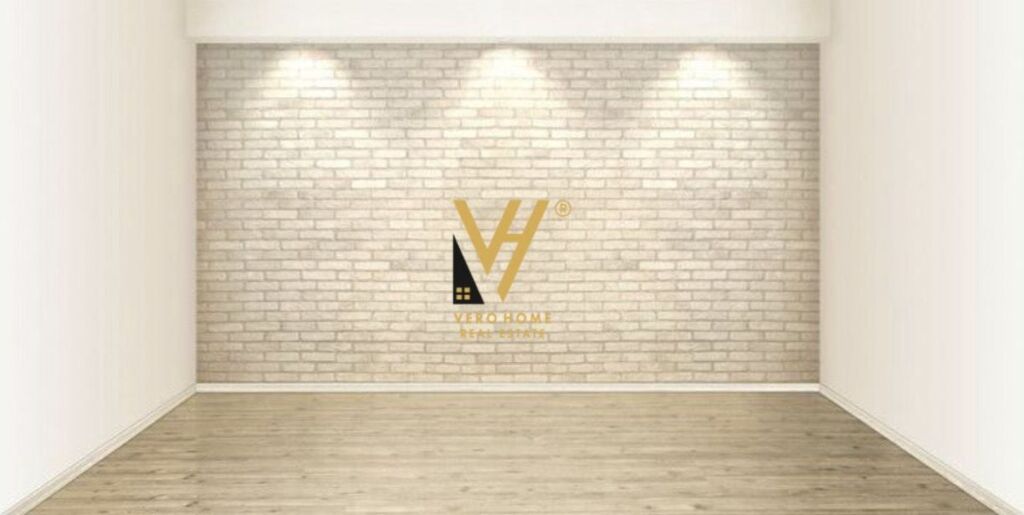 AFFITTASI NEGOZIO 20 M2 A KOMUNA E PARISIT 40.000 LEKE