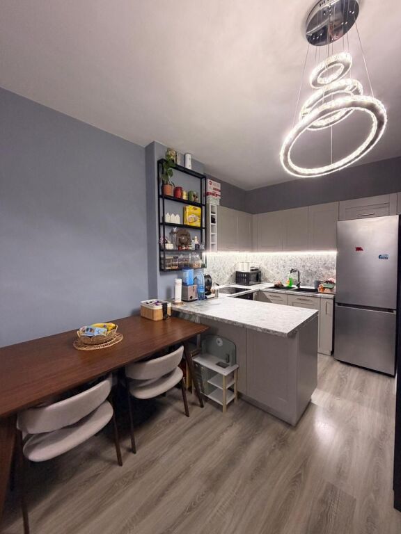 Apartament 2+1 për Shitje – prane Stacionit te trenit , Durrës