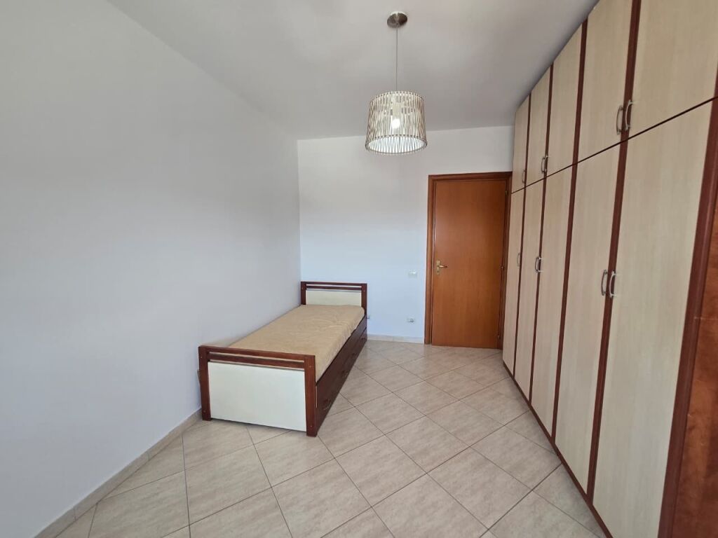 2+1/In Affitto📍Viale Zogu I Pare 📌700€