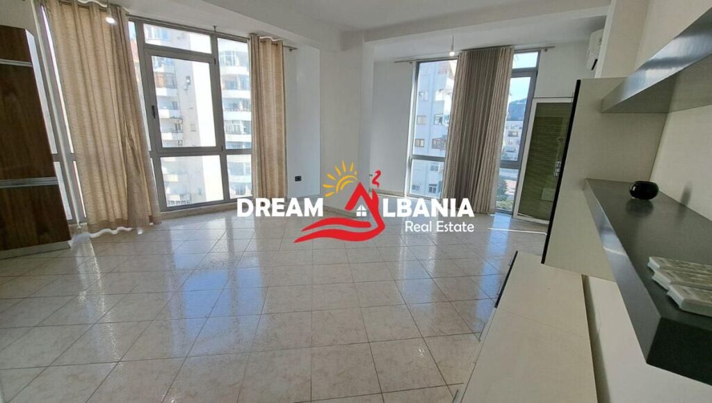 Apartament/Zyre me Qera Komuna e Parisit, Kompleksi Kika 2 (ID 52610002)