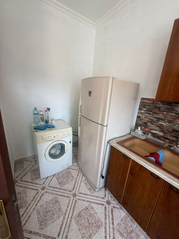 Apartament 1+1 me qira
