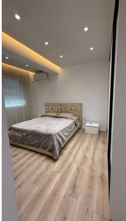 Apartment 1+1 for sale in Plazh, Durres 20 m from the sea