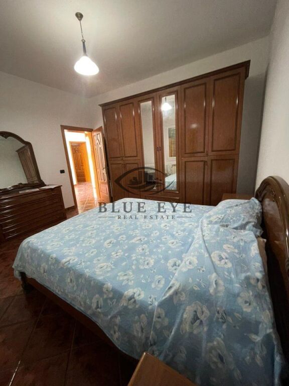 Vilë 3 kateshe 2+1+2 Me Qira në Plazh Hekurudha, Durrës!