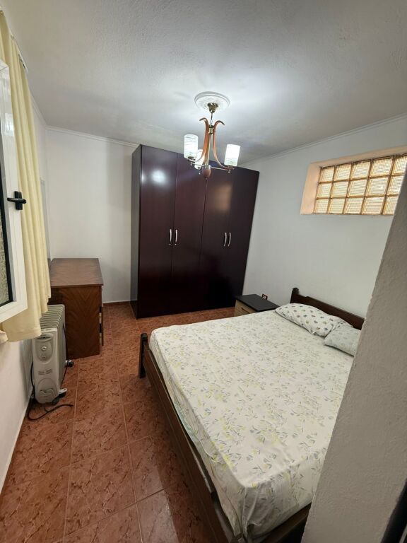 Casa privata di un piano in affitto, serie Kodra!