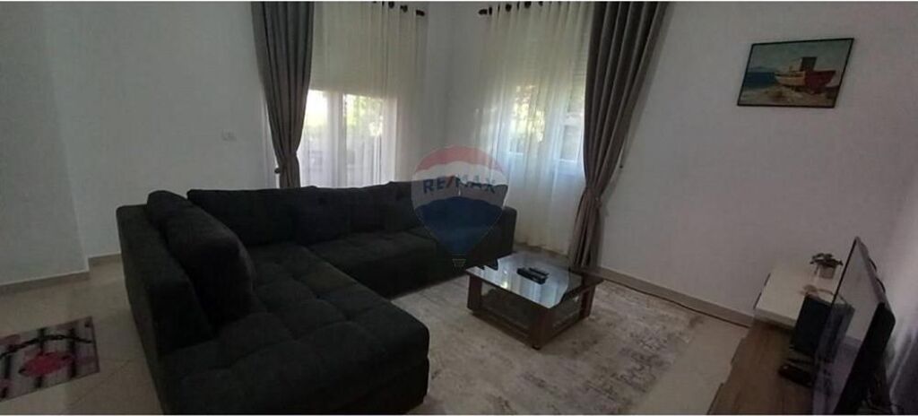 Apartment - For Rent - Linzë, Tirana