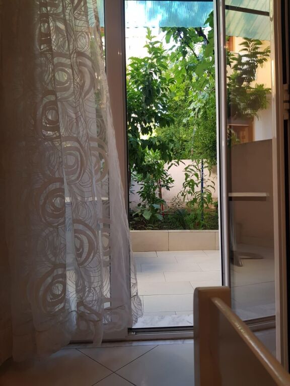 APPARTAMENTO 1+1. 40000 LEKE. COMUNE DI PARISIT