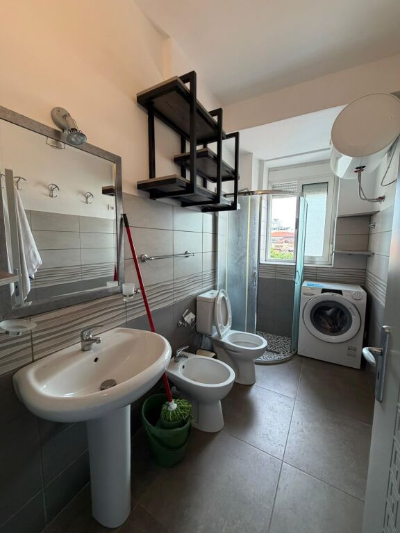 JEPET ME QERA APARTAMENT 1+1, BULEVARDI DYRRAH, DURRES.