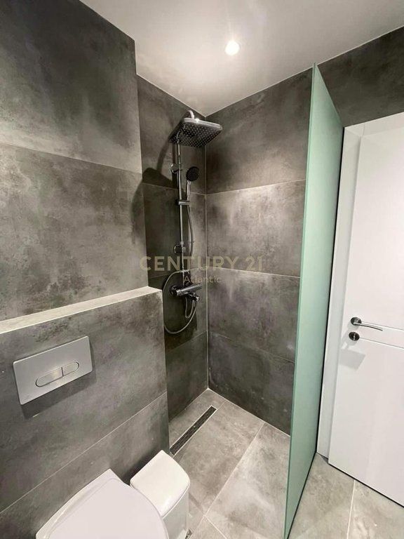 Apartment 1+1 for sale in Plazh, Durres 20 m from the sea