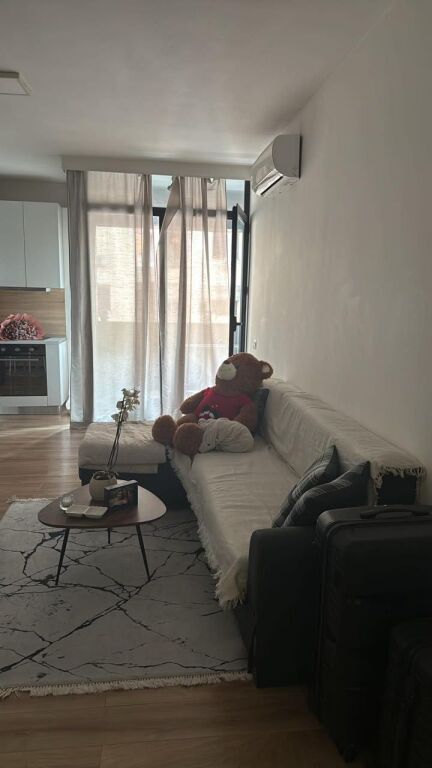 Apartament 1+1, Perballe SPAK!