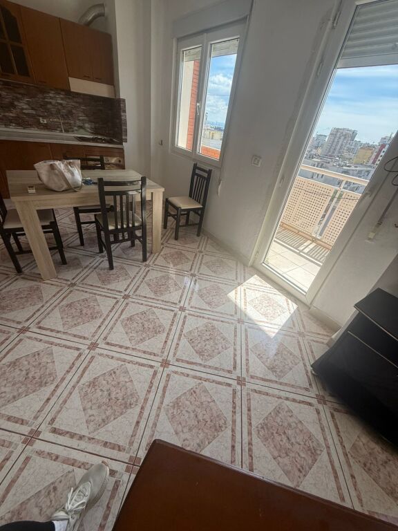 Apartament 1+1 me qira