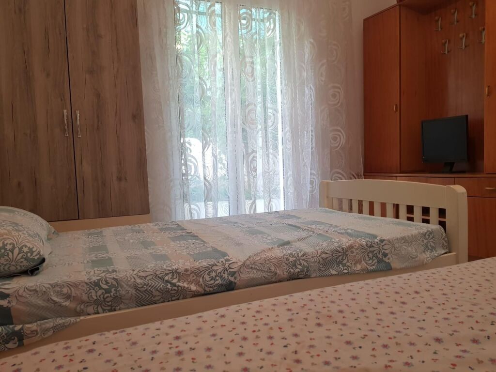 APPARTAMENTO 1+1. 40000 LEKE. COMUNE DI PARISIT
