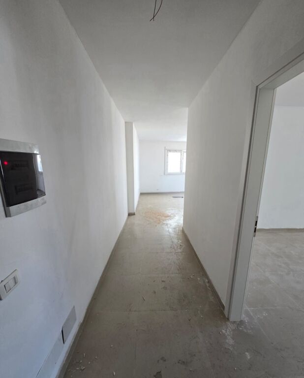 📌 Ufficio in Affitto – Donika Center, Vicino al Centro
