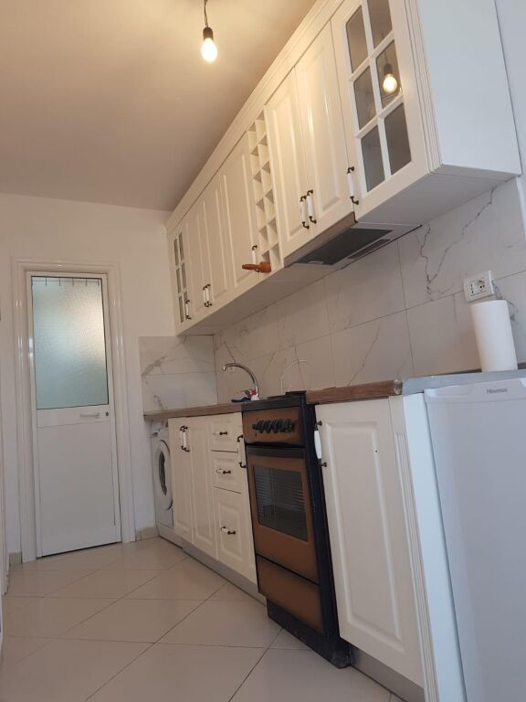 APPARTAMENTO 1+1. 40000 LEKE. COMUNE DI PARISIT