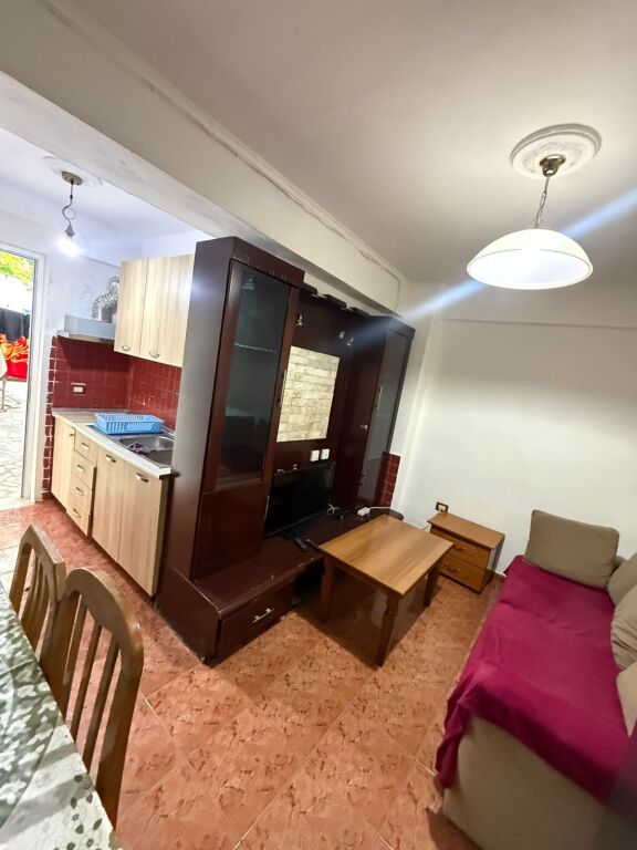 Casa privata di un piano in affitto, serie Kodra!
