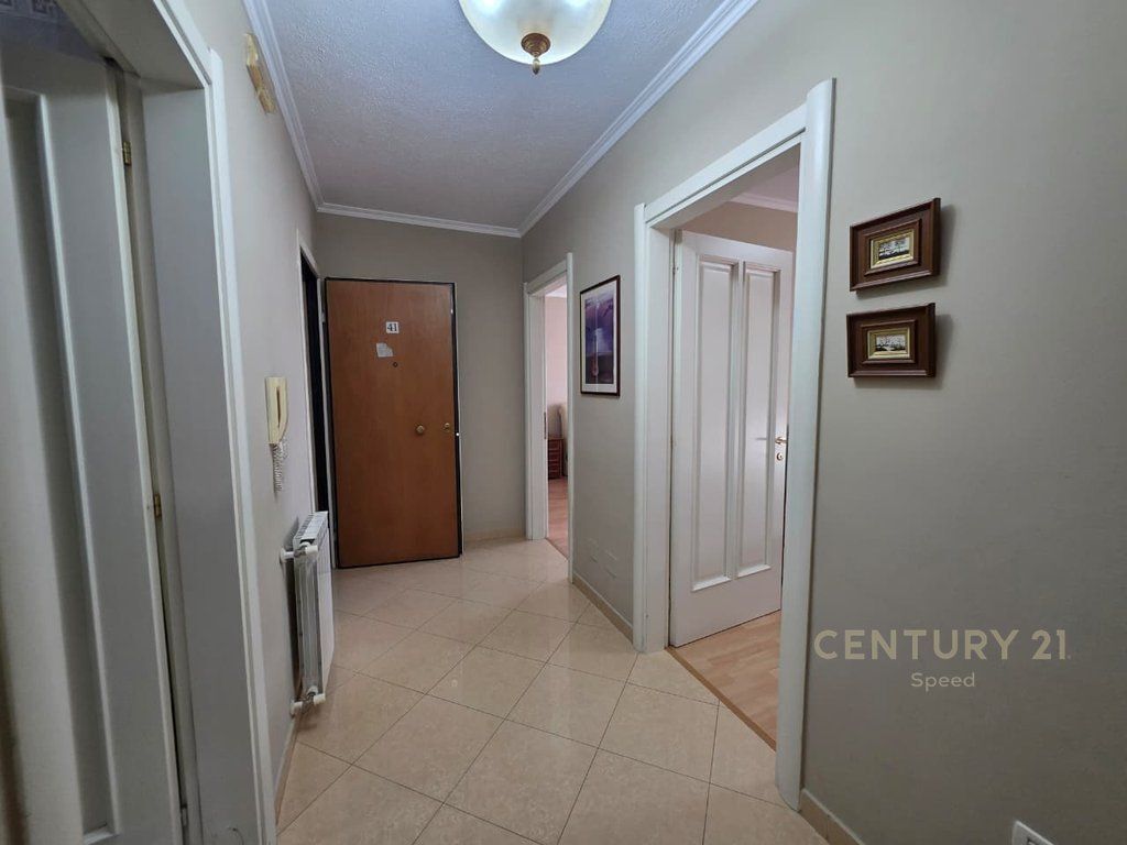 Appartamento 2+1 in affitto in via Brigada vIII a Bllok- 1200Euro