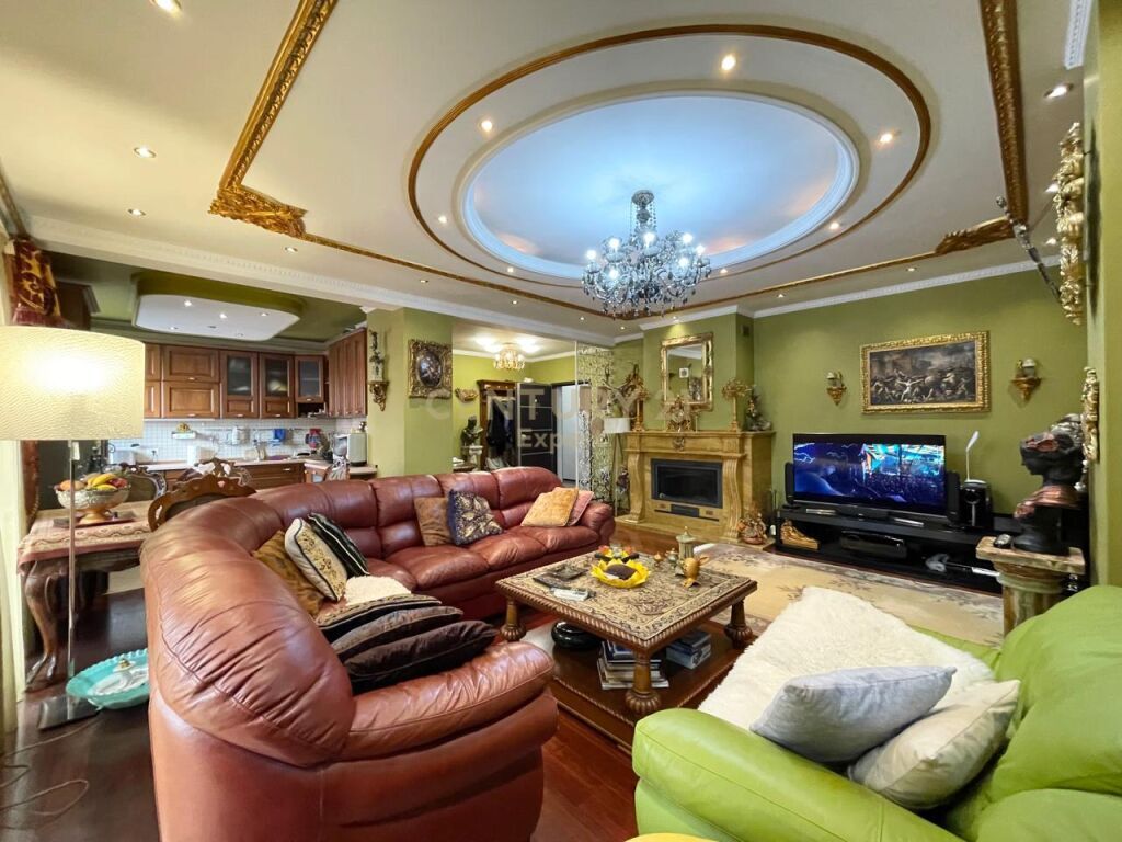 LUXURY APARTMENT 3+1+2 PARKING SPACES FOR RENT AT THE GALLERY !!
