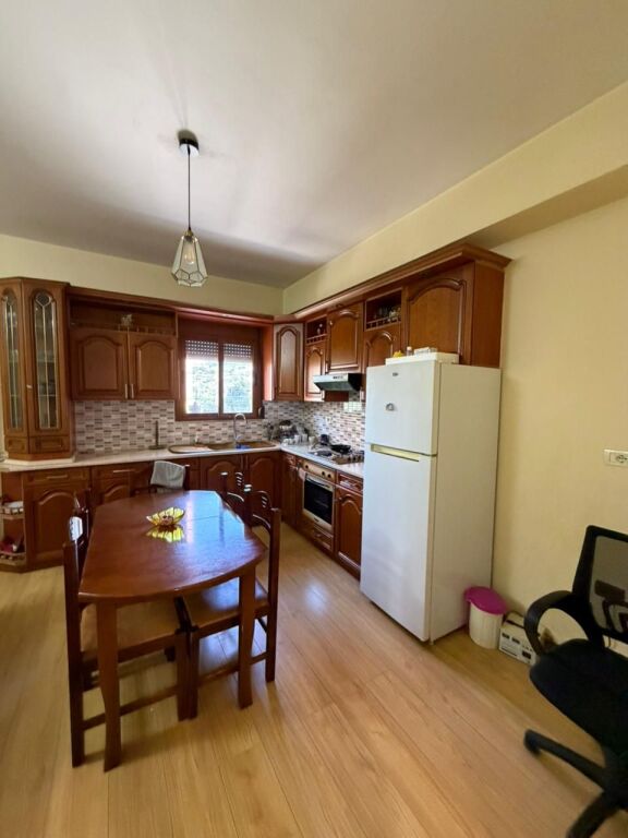 🏡 Affittasi appartamento 3+1+2 ad Astir
