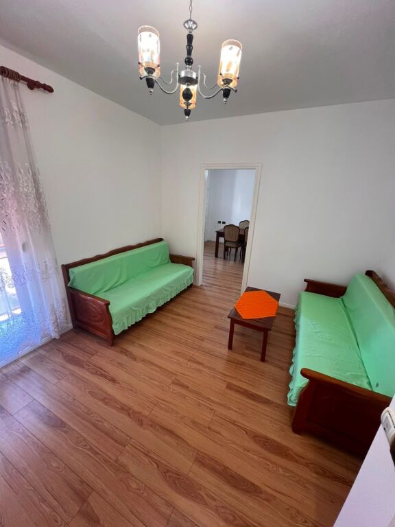 Apartment 3+1 for rent in one of the most sought-after areas of the city, near the "2 Gjelat" School.
