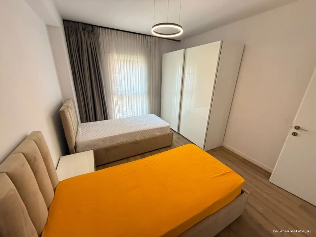 Apartament Me Qera 2+1 Tek Komuna e Parisit ( ID B2201966) Tirane