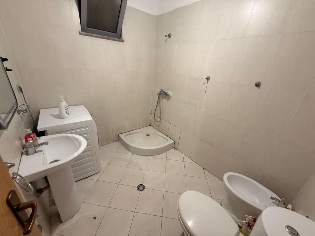 🏡 Appartamento 2+1+2 in affitto ad Astir