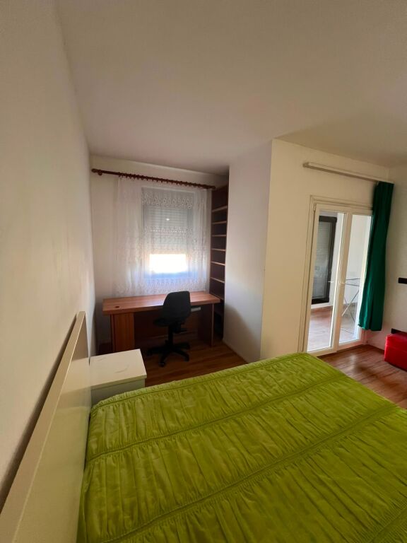 Apartment 3+1 for rent in one of the most sought-after areas of the city, near the "2 Gjelat" School.