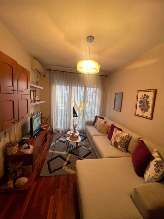 APPARTAMENTO 1+1+BLK IN AFFITTO AL 21 DHJETORI 55.000 LEKE