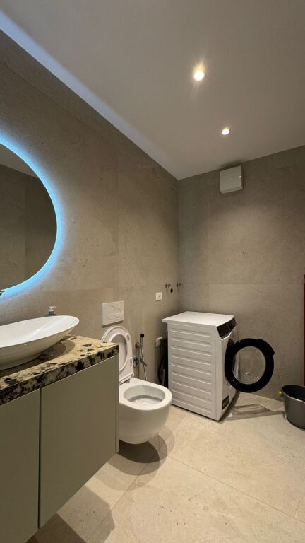 🌟APARTAMENT LUKSOZ 2+1+2 ME QIRA – LIQENI I THATË, PRANË RADISSON 🌟