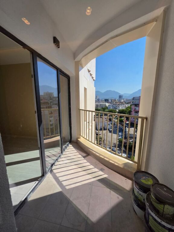 For Sale: ✨️ 3+1+2🚾 with 1 Balcony 📍(Zogu i Zi – Trius Residence) Area: 125.2 m² 🔥 7th Floor, Price: €313K ✅️ Ultra View