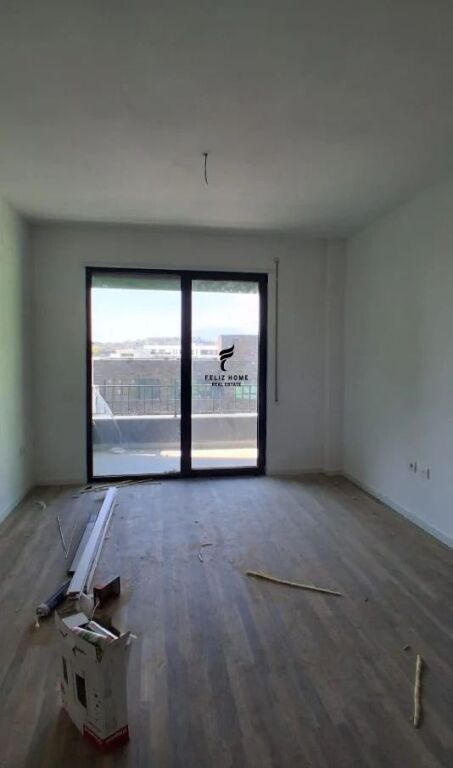 APPARTAMENTO IN AFFITTO 2+1 5 MAGGIO 50.000 LEKE FH-80608