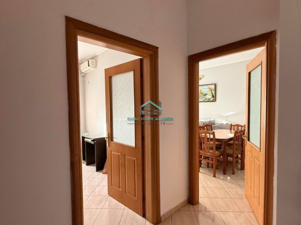 APARTAMENT 1+1 ME QERA – CONADI, VLORË