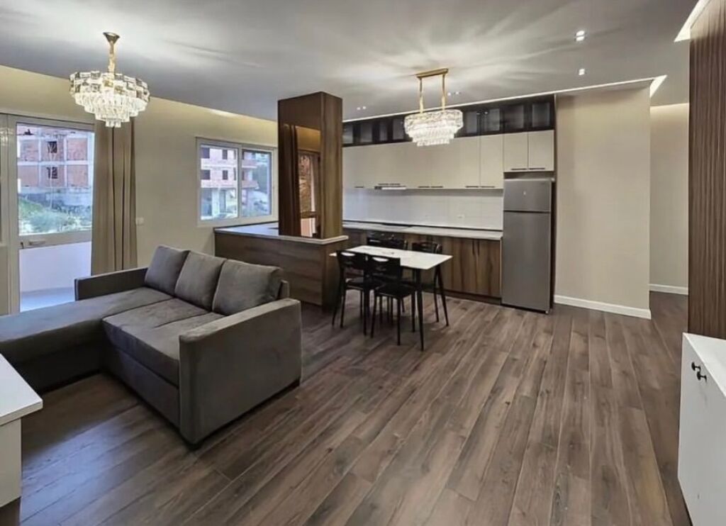 2+1 APARTMENT FOR SALE NEAR THE ZOOLOGICAL GARDEN