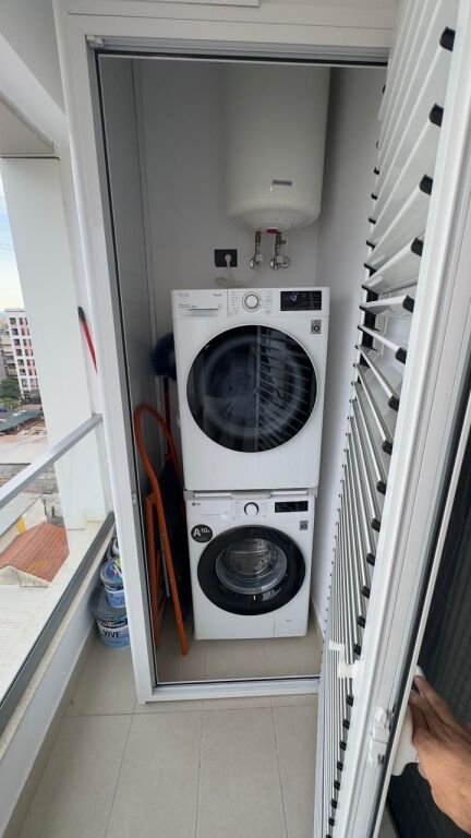 Appartamento 1+1 + posto auto in affitto, Porcelan