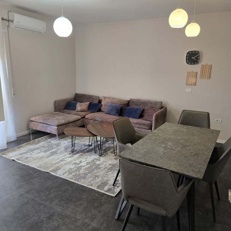 JEPET ME QIRA APARTAMENT 2+1+2 ,FUSHA E ALI DEMIT!