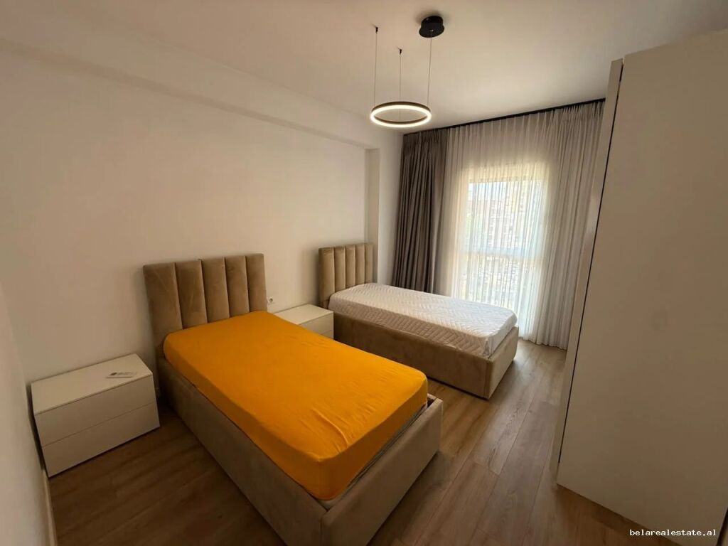 Apartament Me Qera 2+1 Tek Komuna e Parisit ( ID B2201966) Tirane