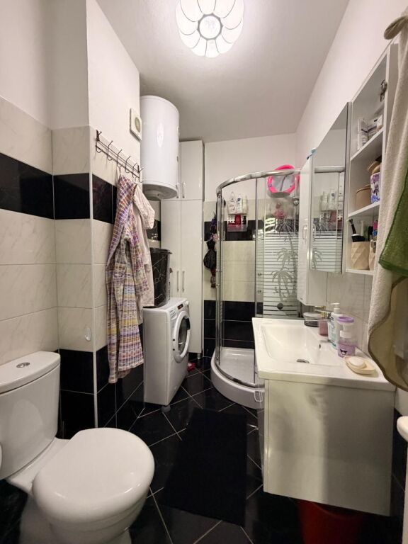 Apartament 2+1 për Shitje – prane Stacionit te trenit , Durrës
