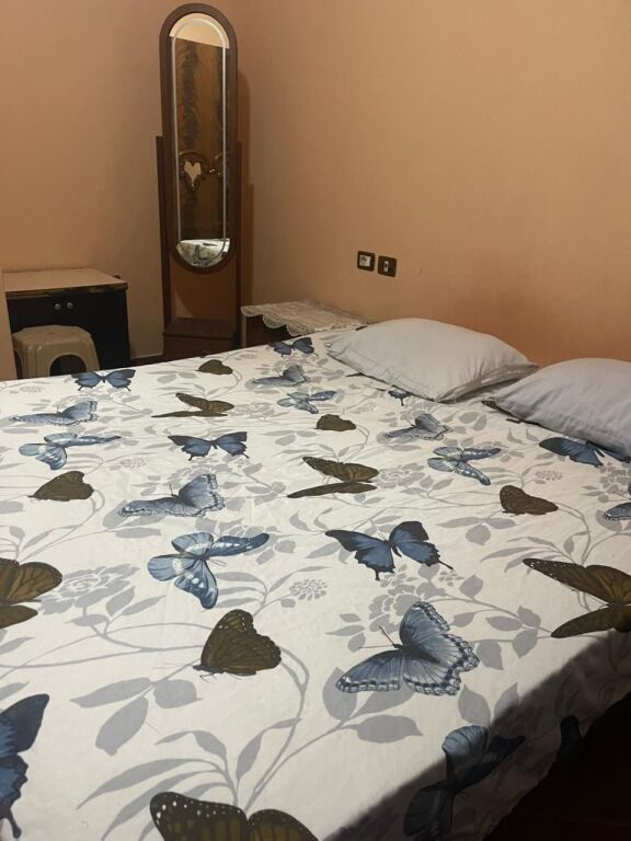 🏡 Jepet me qira apartament 1+1 📍 Misto Mame, Rruga Thoma Koxhaj💶 Çmimi: 38.000 lekë/muaj