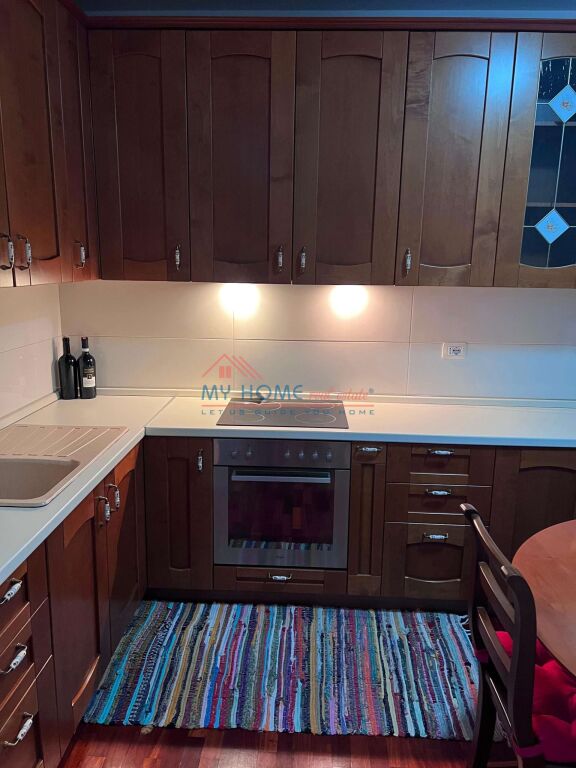 Apartament 1+1 me Qera tek 21 Dhjetori Tirane