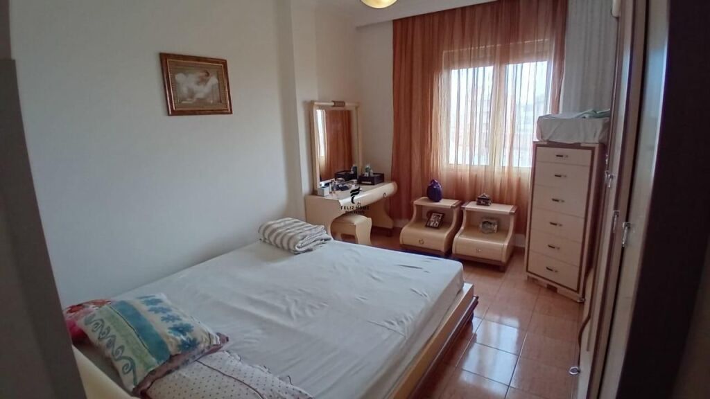 APARTAMENT ME QERA 2+1 KINOSTUDIO 50.000 LEKE FH-80734