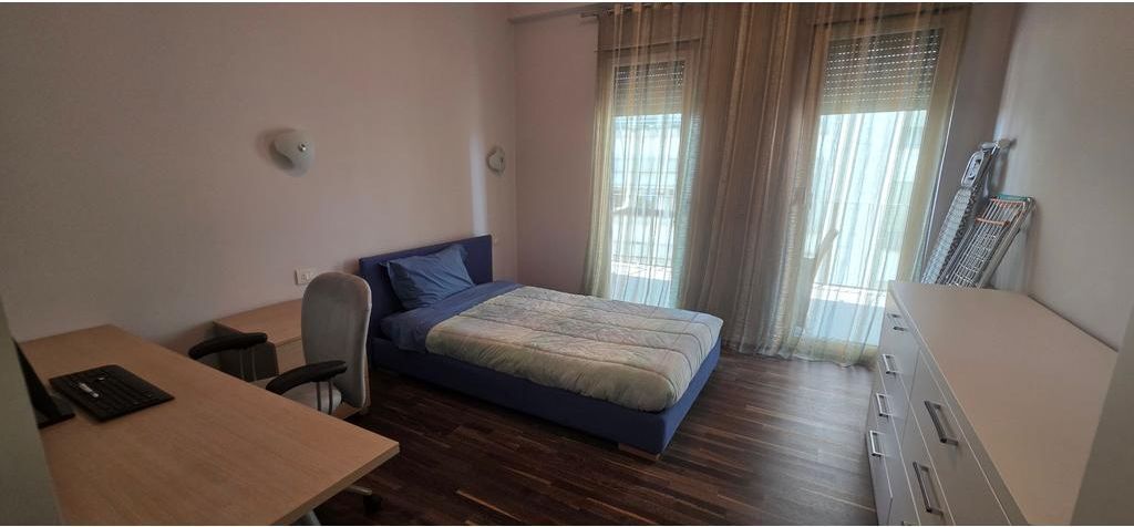 GARDA E REPUBLIKËS – APARTAMENT PREMIUM 2+1+2 ME VERANDË DHE POST PARKIMI PËR QIRA! 2,200 € /Muaj