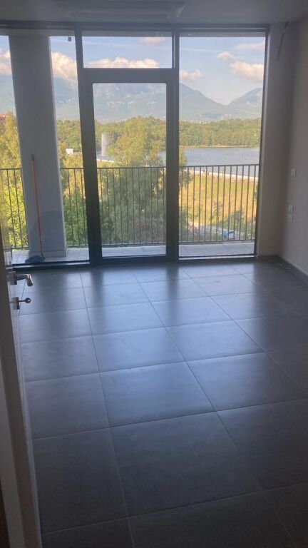 🏢✨ OFFICE SPACE FOR RENT IN LAKE VIEW RESIDENCE, TIRANA ✨🏢