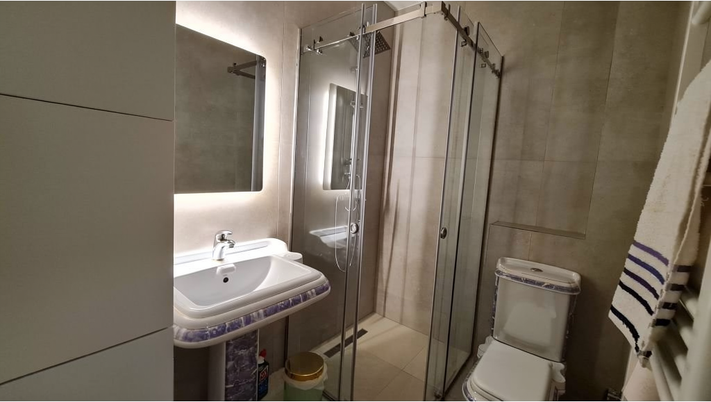 APARTAMENT 1+1 ME QIRA - KOMUNA E PARISIT!!!