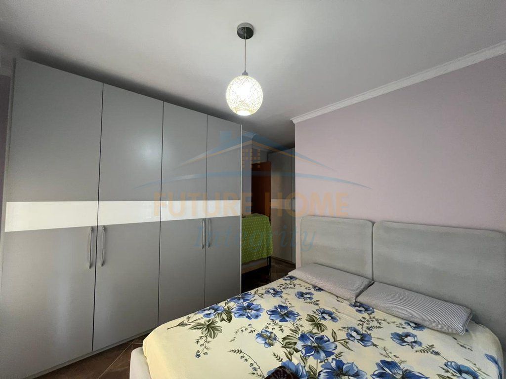 In vendita, Appartamento 2+1+2+Veranda, Lago Secco, Tirana.