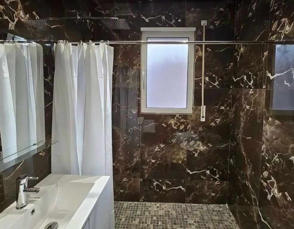 📌SHITET APARTAMENT 2+1+2 PRANË KOPSHTIT BOTANIK &amp; XHAMISË