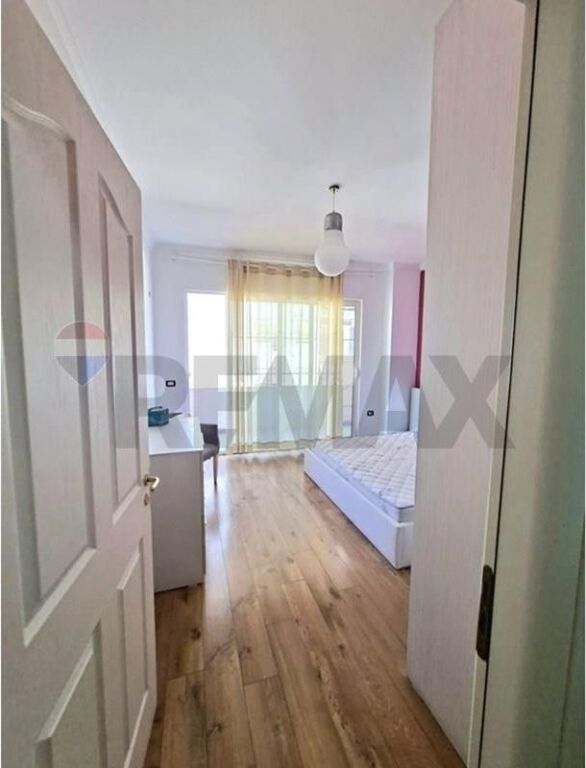 JEPET ME QIRA APARTAMENT 2+1 NË YZBERISHT